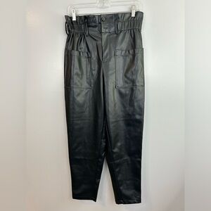 NWT JustFab Black Faux Leather Vegan Paperbag Pants Size Medium
